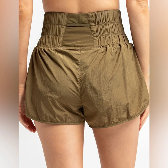 FP‎ MOVEMENT by FREE PEOPLE The Way Home Shorts in Army - Picture 3 of 12